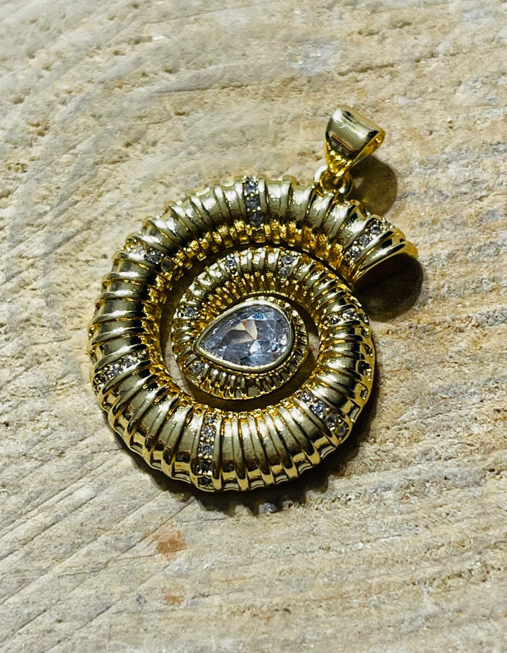 Pendentif en forme d’escargot et de diamants Cz - Les bijoux de Théa
