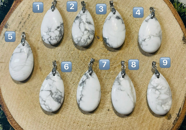 Pendentif en Howlite - Les bijoux de Théa