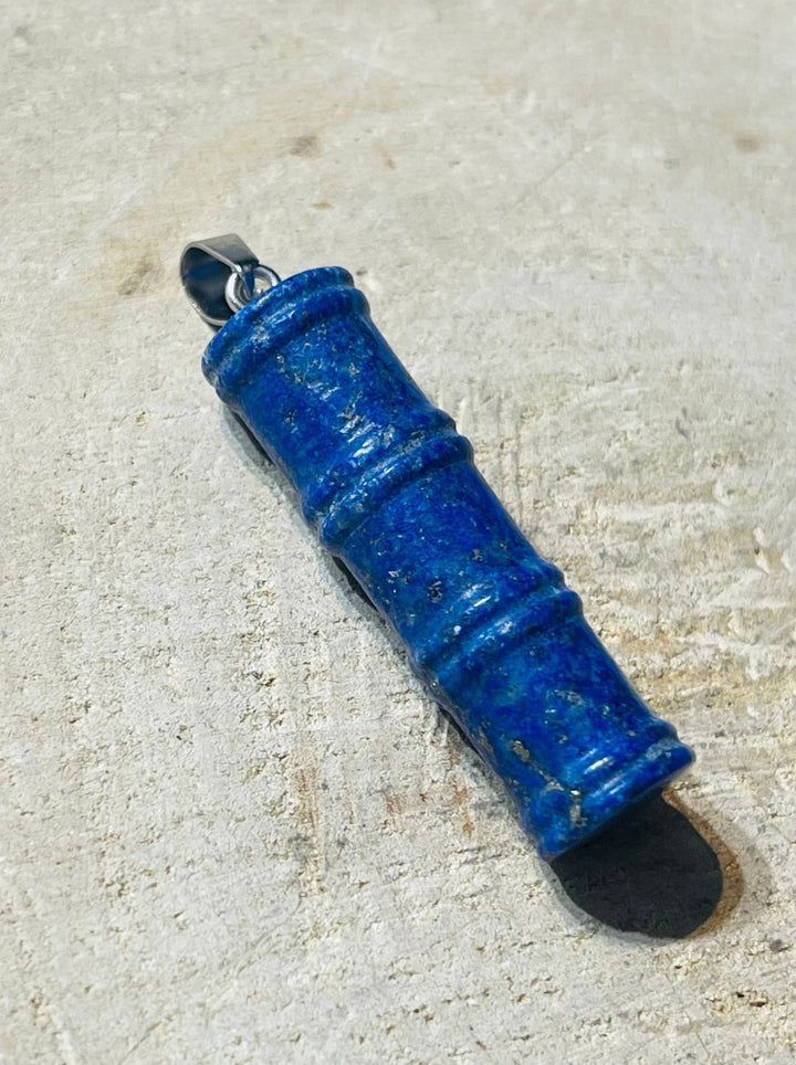 Pendentif en Lapis - lazuli en forme de Bambou - Les bijoux de Théa