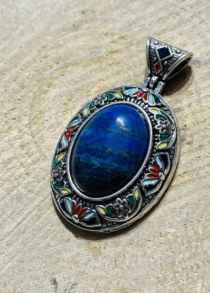 Pendentif en Lapis lazuli et en émaux - Les bijoux de Théa