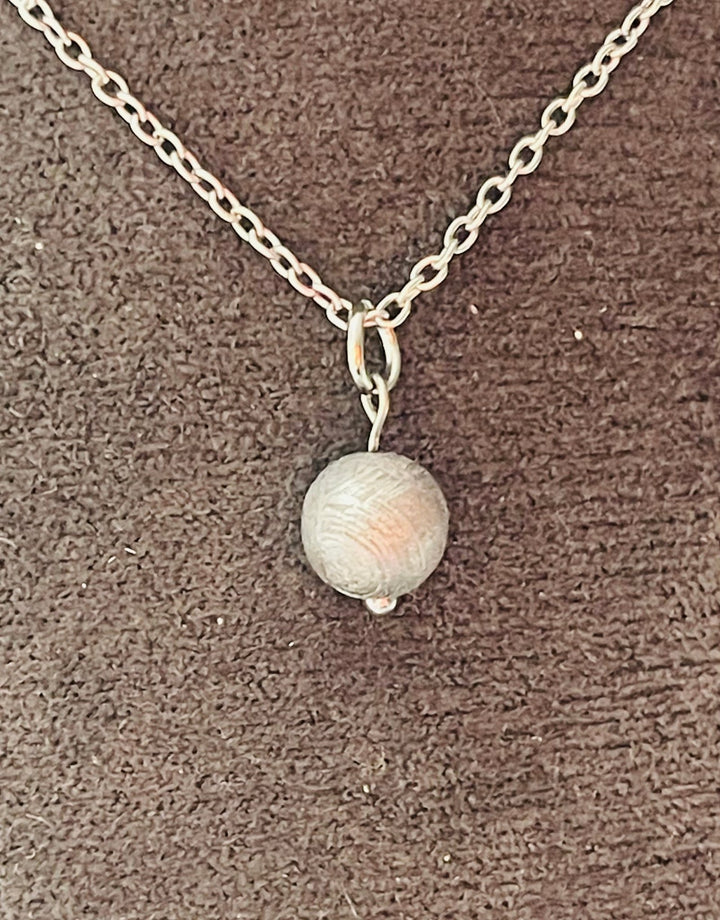 Pendentif en Météorite d’Aletai - Les bijoux de Théa