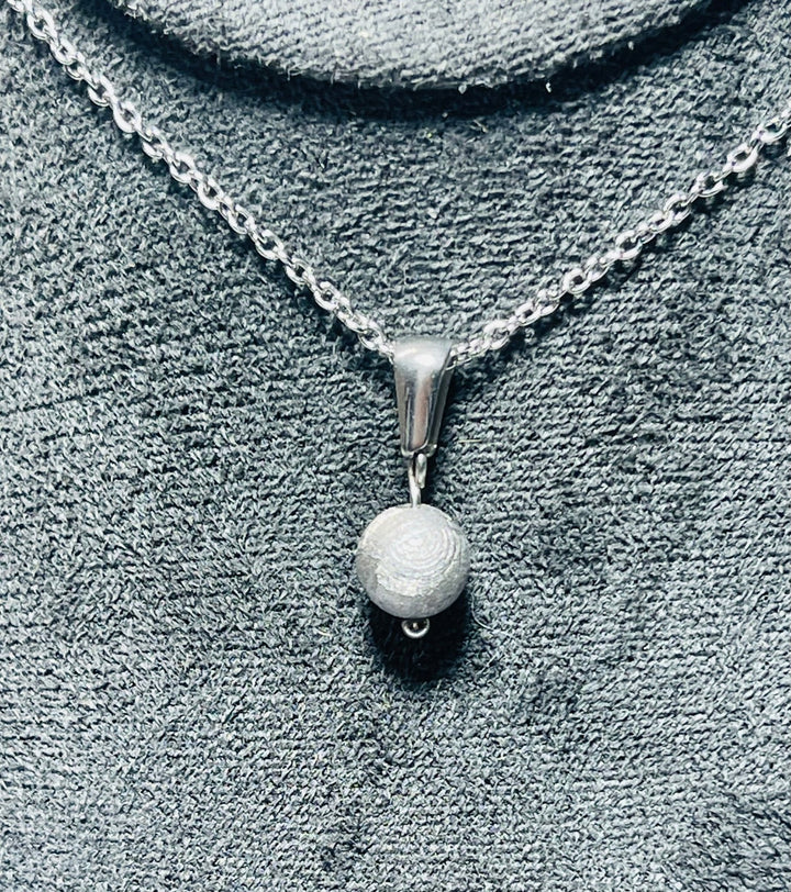 Pendentif en Météorite d’Aletai - Les bijoux de Théa