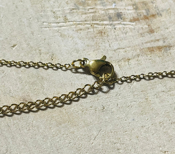 Pendentif serpent en émaux et sa chaîne - Les bijoux de Théa