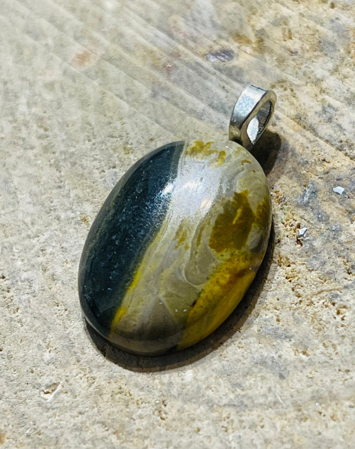 Pendentif serti d'un Jaspe Bumblebee / Bourdon (2) - Les bijoux de Théa