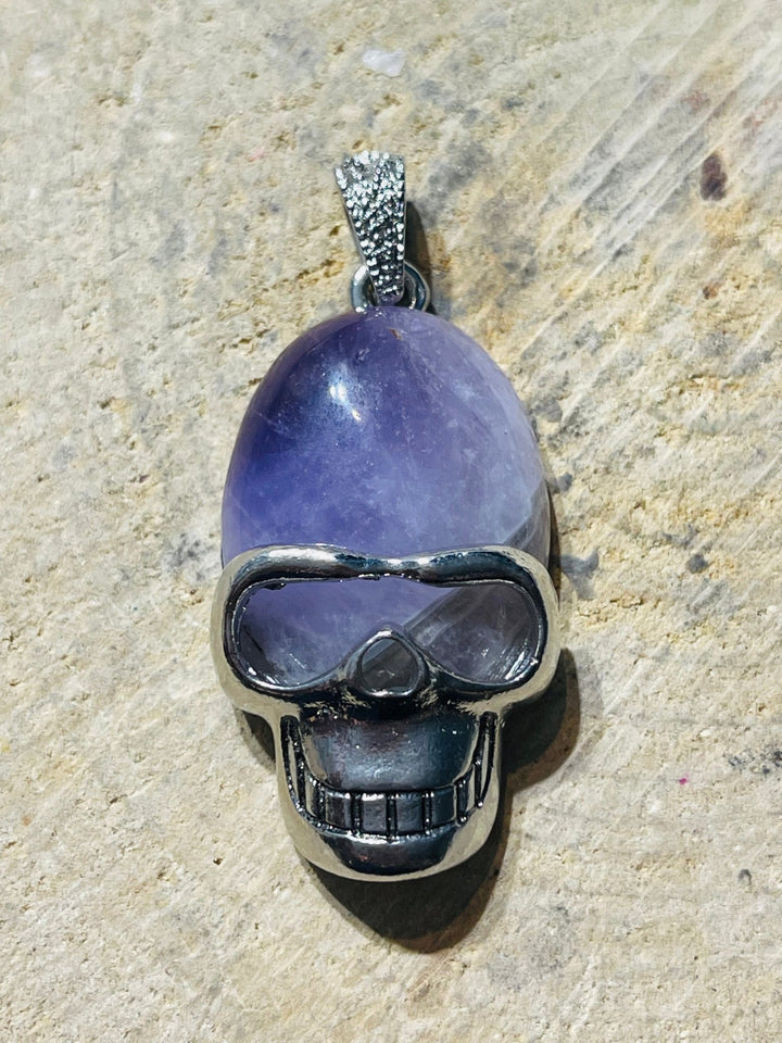 Pendentif Tête de mort en Améthyste - Les bijoux de Théa