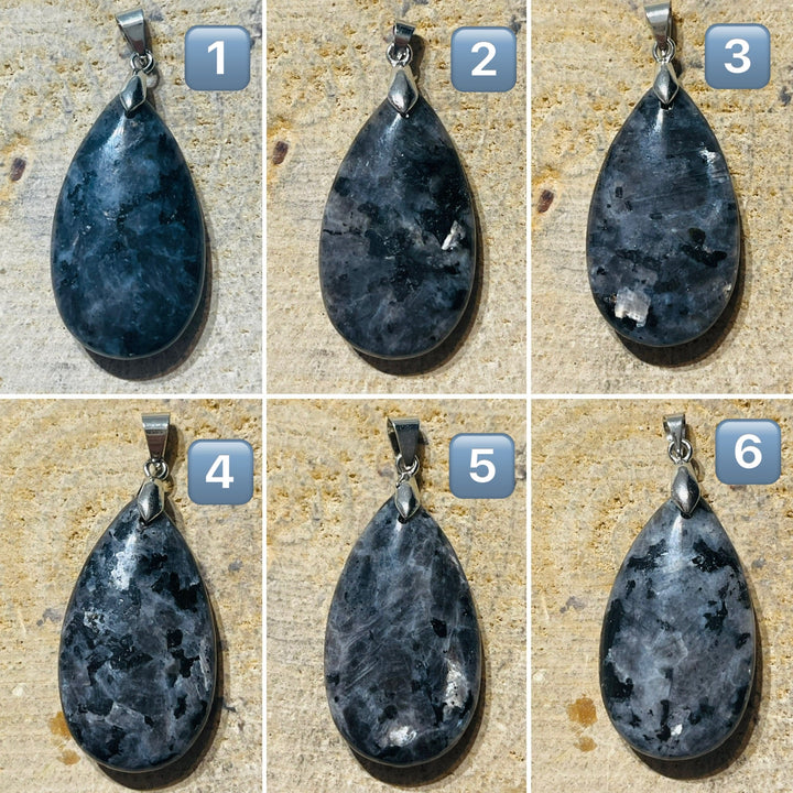 Pendentifs en Larvikite au choix - Les bijoux de Théa