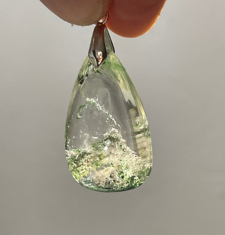 Pendentifs en Quartz Lodolite au choix - Les bijoux de Théa