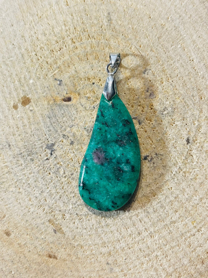 Pendentifs en Rubis zoisite au choix - Les bijoux de Théa