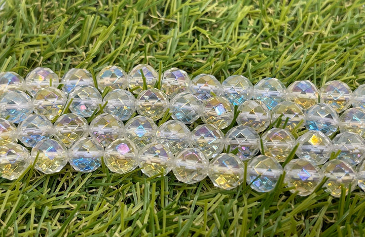 Perles naturelles en Cristal de Roche Aura à facettes en 8 mm - Les bijoux de Théa