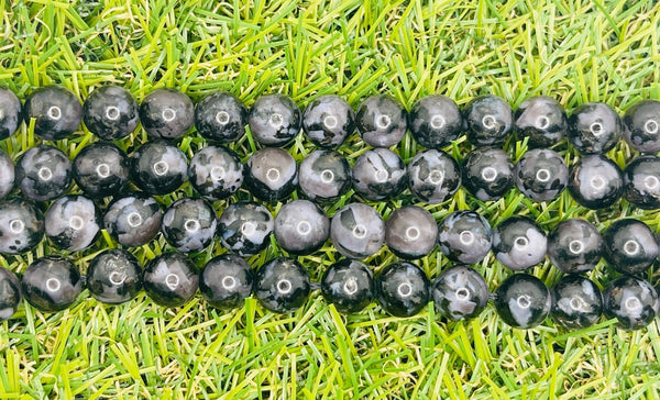 Perles naturelles en Gabbro indigo en 6 mm - Les bijoux de Théa