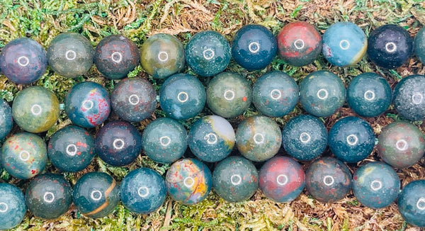 Perles naturelles en Jaspe Blood Stone Africain sombre en 8 mm - Les bijoux de Théa