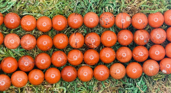 Perles naturelles en Jaspe Rouge en 8 mm - Les bijoux de Théa