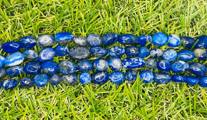 Perles naturelles en Lapis lazuli en Nuggets de 7 - 8 mm - Les bijoux de Théa