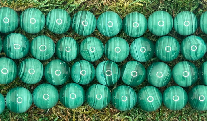 Perles naturelles en Malachite en 4 mm - Les bijoux de Théa