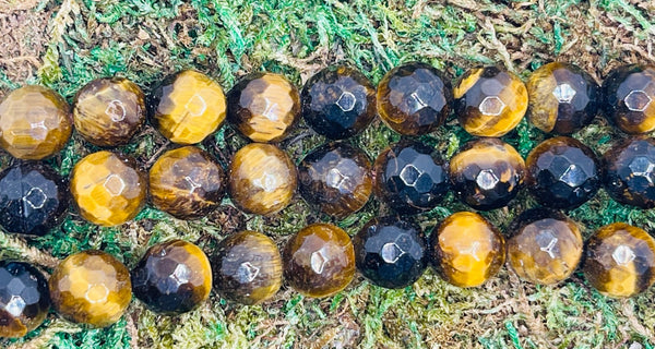 Perles naturelles en Oeil de Tigre à facettes en 8 mm - Les bijoux de Théa