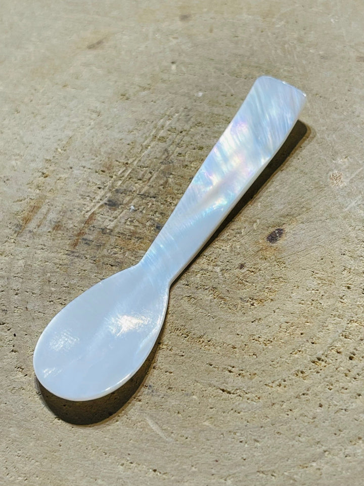 Petite cuillère en nacre (2) - Les bijoux de Théa