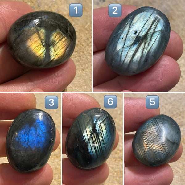 Pierre roulée naturelle en Labradorite au choix - Les bijoux de Théa