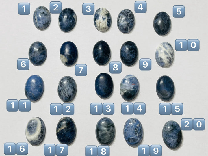 Sodalite cabochon au choix - Les bijoux de Théa