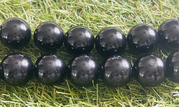 perles naturelles en onyx noir en 18 mm