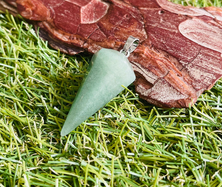 Pendentif / Pendule en Aventurine verte - Les bijoux de Théa