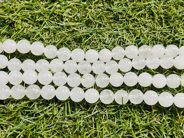 Perles naturelles en Jade blanc brumeux en 6 mm