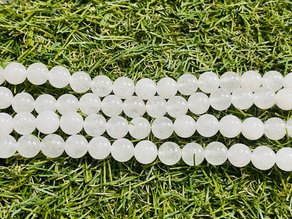 Perles naturelles en Jade blanc brumeux en 6 mm - Les bijoux de Théa