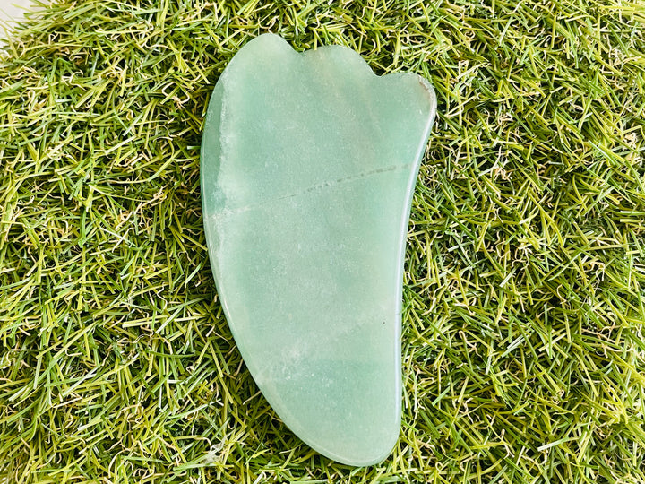 Outil de massage Gua Sha en Aventurine verte - Les bijoux de Théa