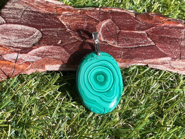 Pendentif en Argent 925 serti d'une Malachite - Les bijoux de Théa