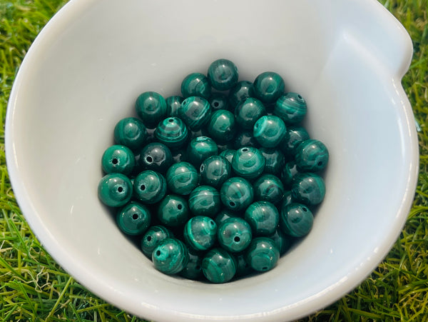 Perles naturelles en Malachite en 8 mm (lot de 10 perles)