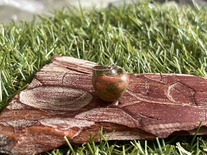 Pendentif Pomme en Unakite - Les bijoux de Théa