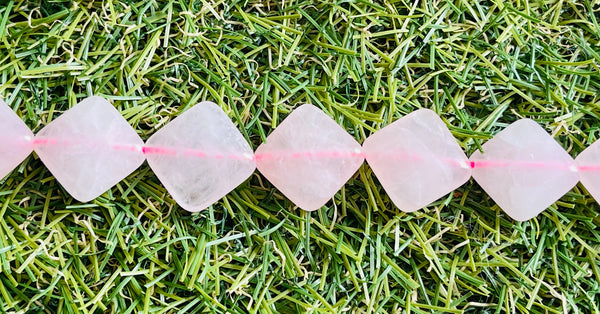 Lot de 5 Intercalaires Losange en Quartz rose - Les bijoux de Théa