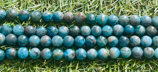Perles naturelles en Apatite bleue en 8 mm