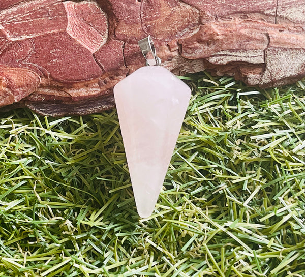 Pendentif / Pendule en Quartz rose - Les bijoux de Théa